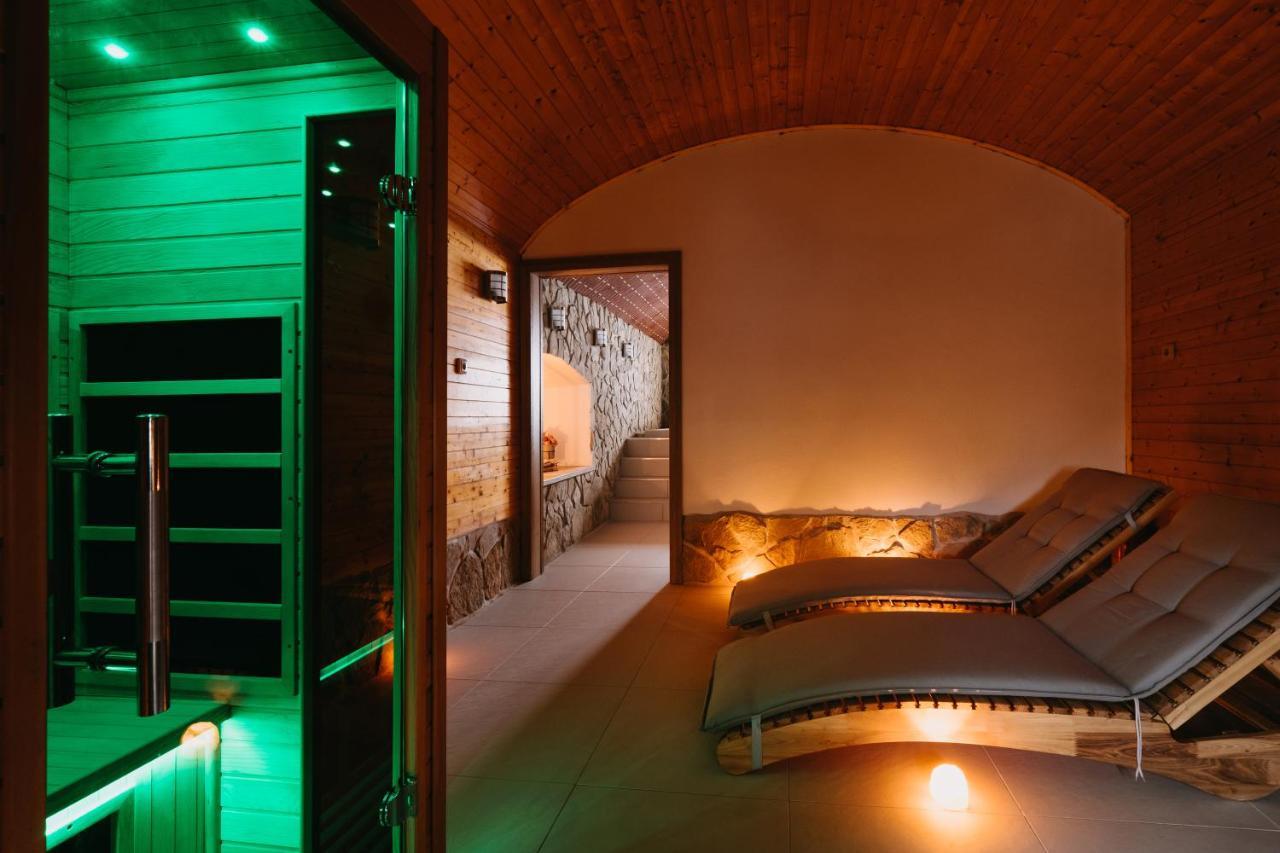 Wellness Penzion Marta Kuklík Exteriör bild