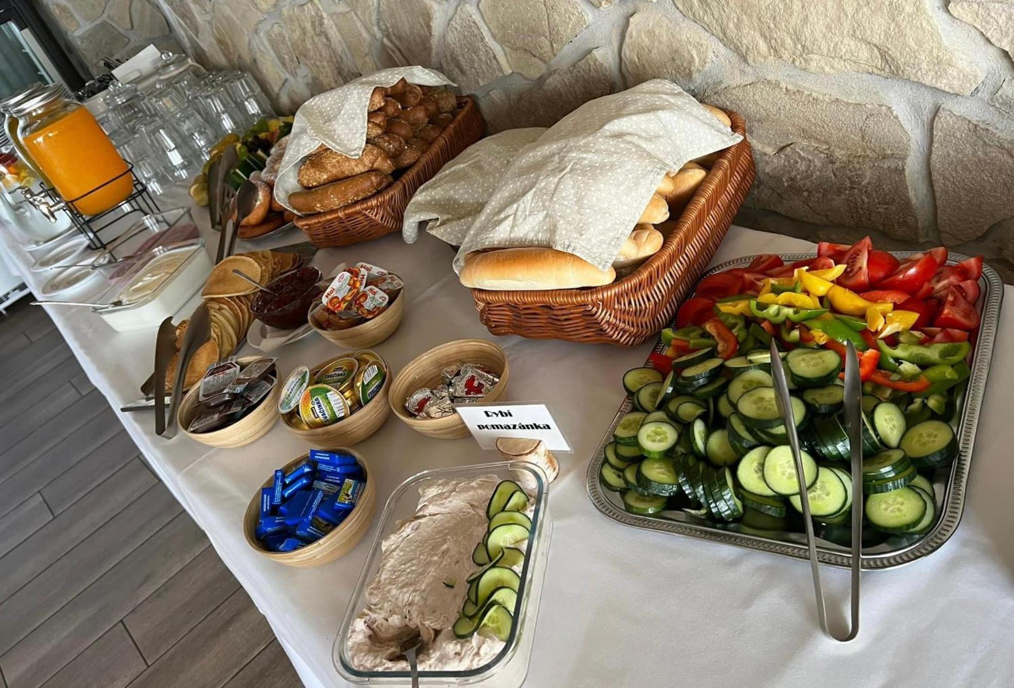 Wellness Penzion Marta Kuklík Exteriör bild